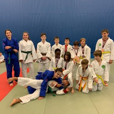 Les judokas du Club de judo du Centre Multisports remportent 10 médailles