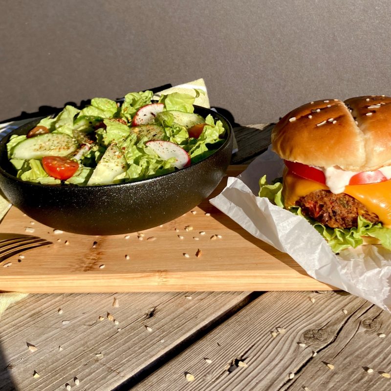 RECETTE: Burger végé aux haricots noirs